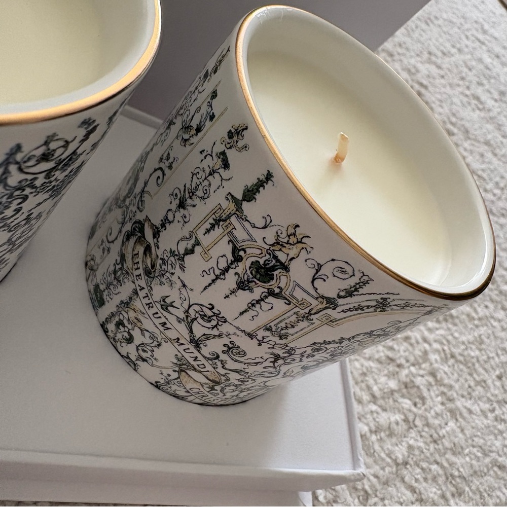Dior Elegant Blue and White Candle Duo - Picture 12 of 16